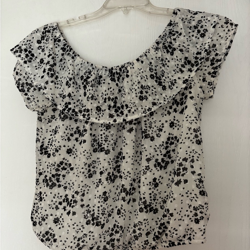 Floral Black and White Women's Top